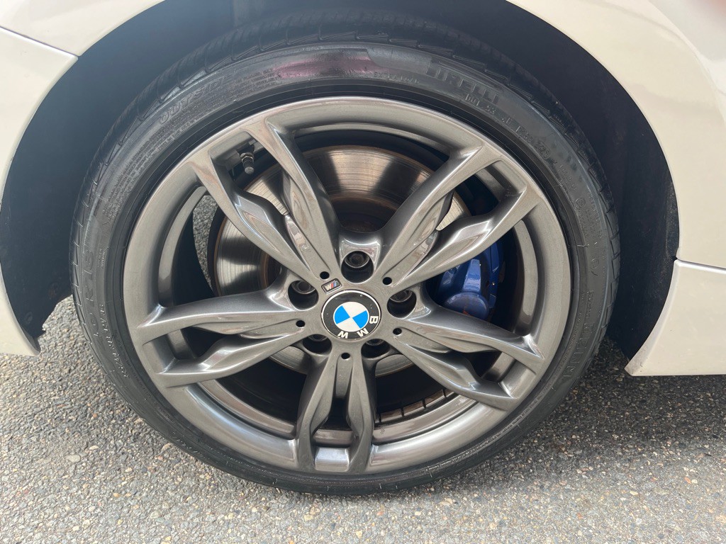 2016 BMW 2 Series Image 9