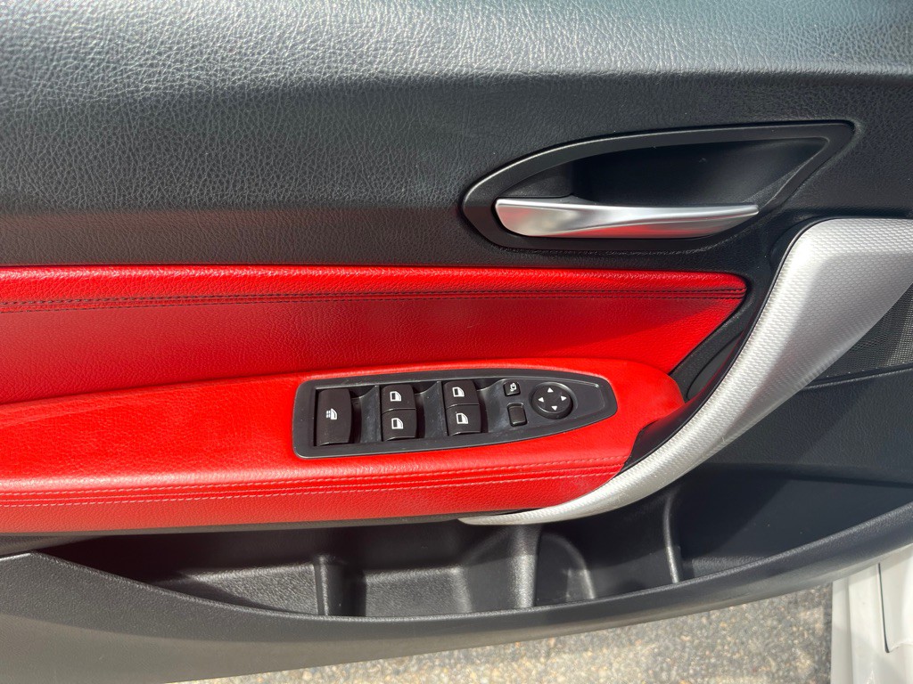 2016 BMW 2 Series Image 11