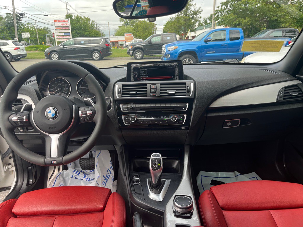 2016 BMW 2 Series Image 19