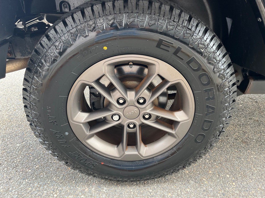 2017 Jeep Wrangler Image 8