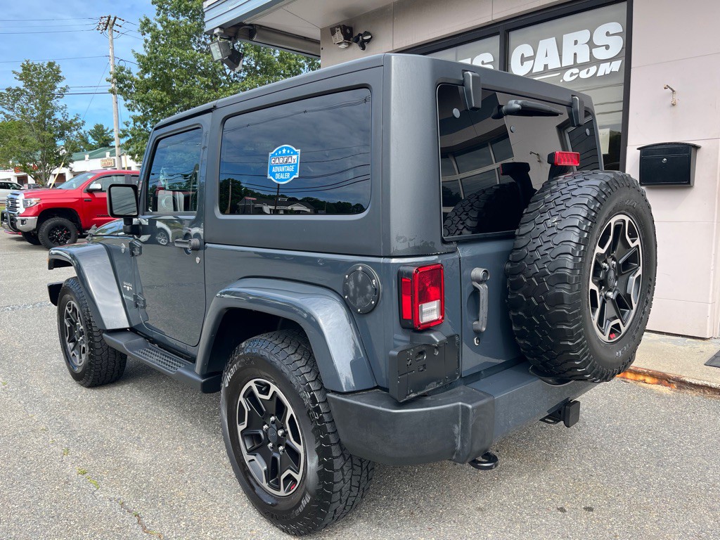 2017 Jeep Wrangler Image 2