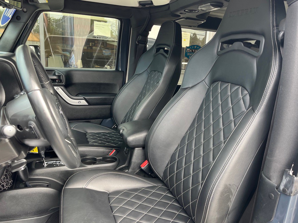 2017 Jeep Wrangler Image 14