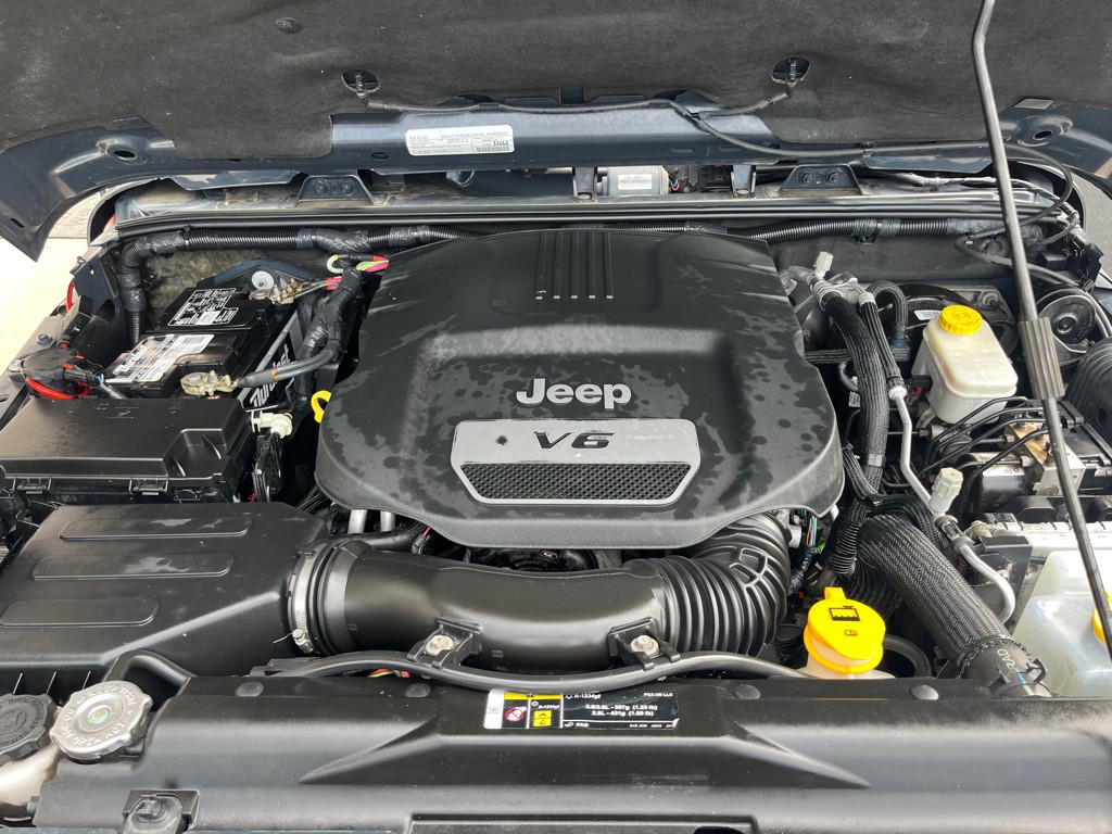 2017 Jeep Wrangler Image 20
