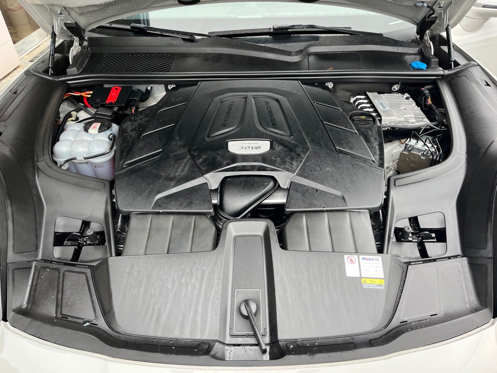 2023 Porsche Cayenne Image 26