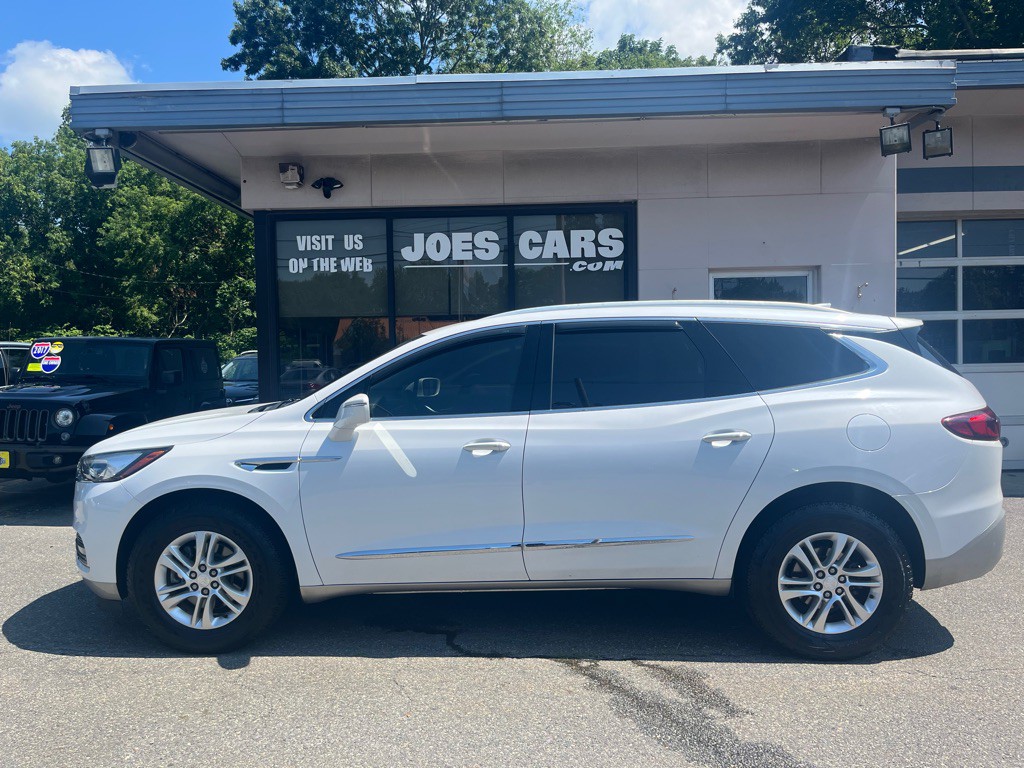 2018 Buick Enclave Image 1