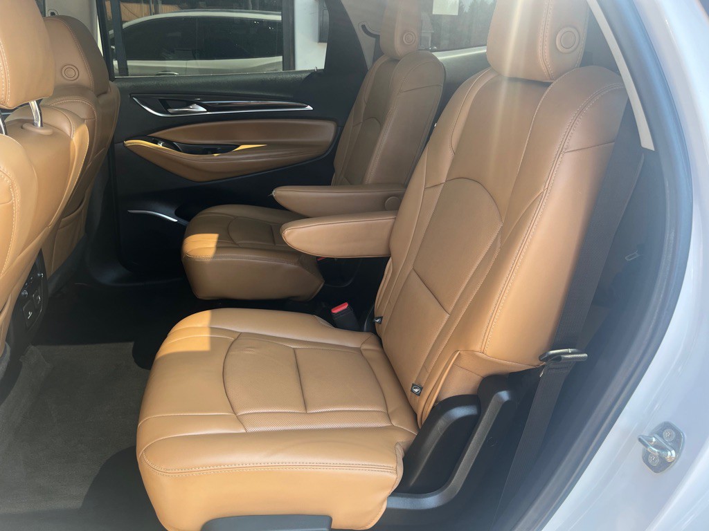 2018 Buick Enclave Image 21