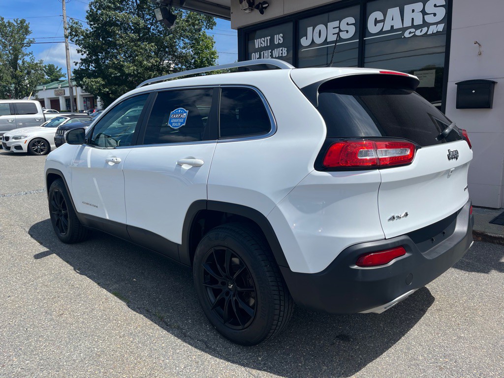2016 Jeep Cherokee Image 2