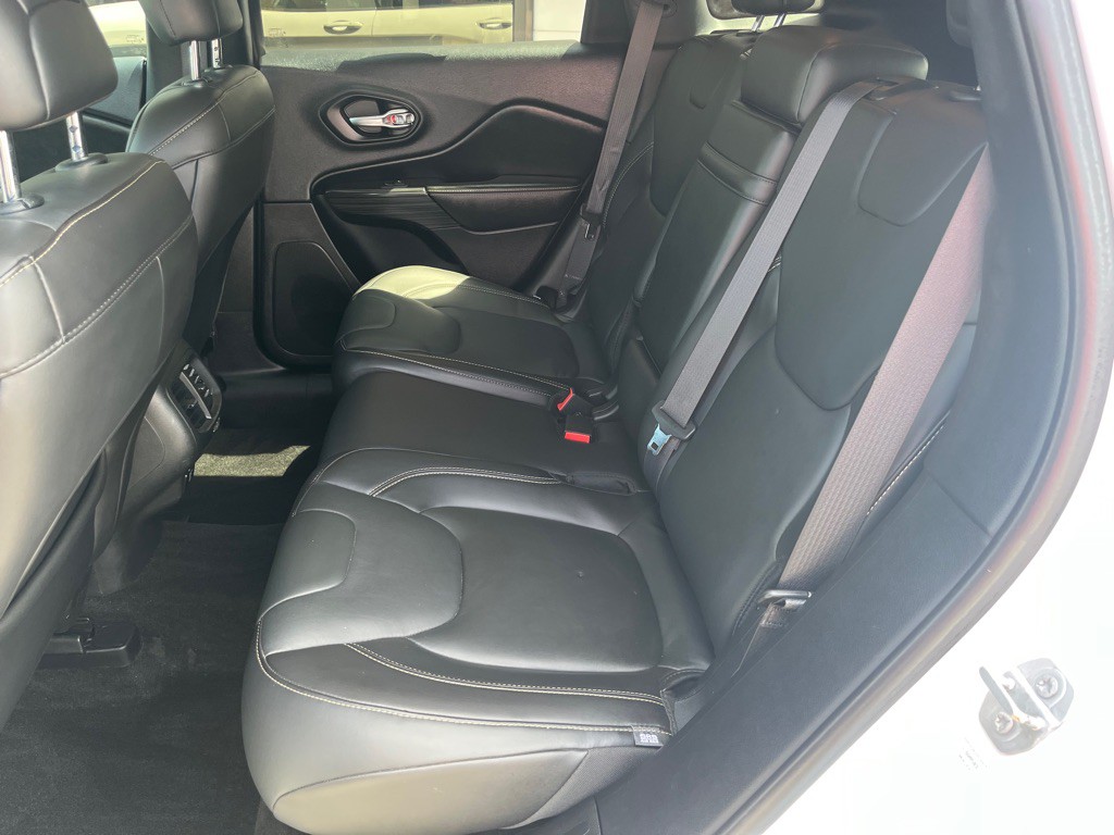 2016 Jeep Cherokee Image 20
