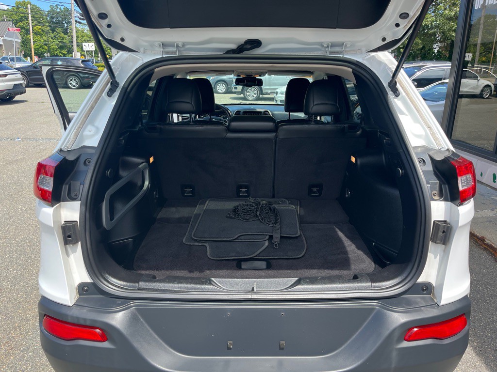 2016 Jeep Cherokee Image 22
