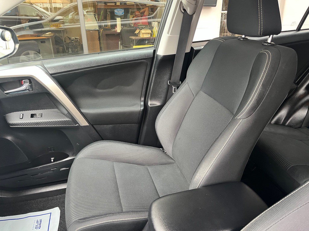 2014 Toyota Rav4 Image 12