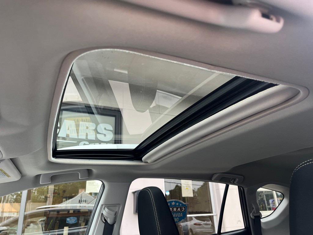 2014 Toyota Rav4 Image 18