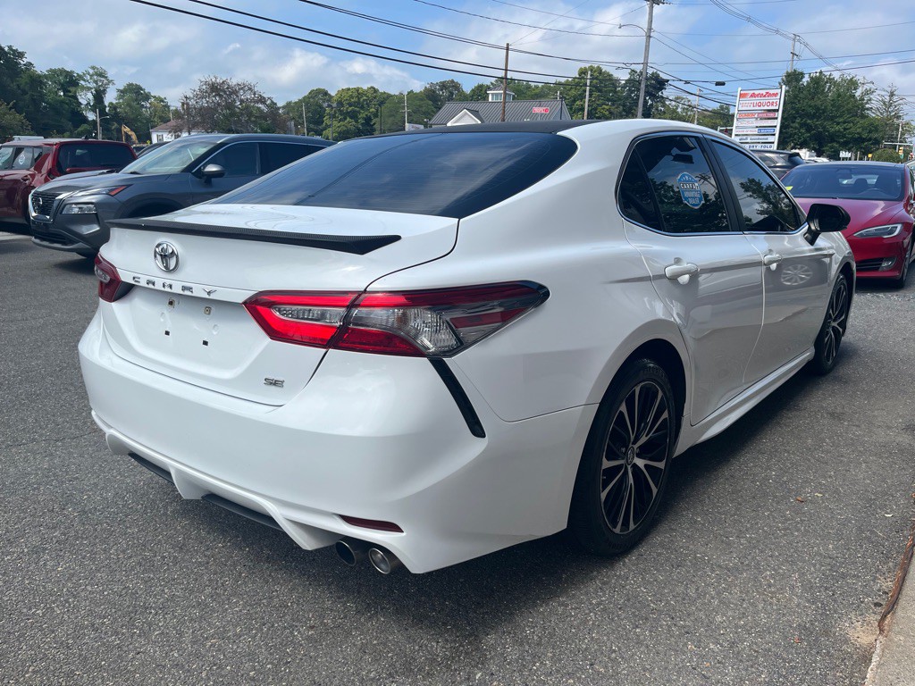 2018 Toyota Camry Image 3