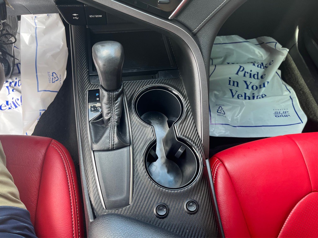 2018 Toyota Camry Image 13