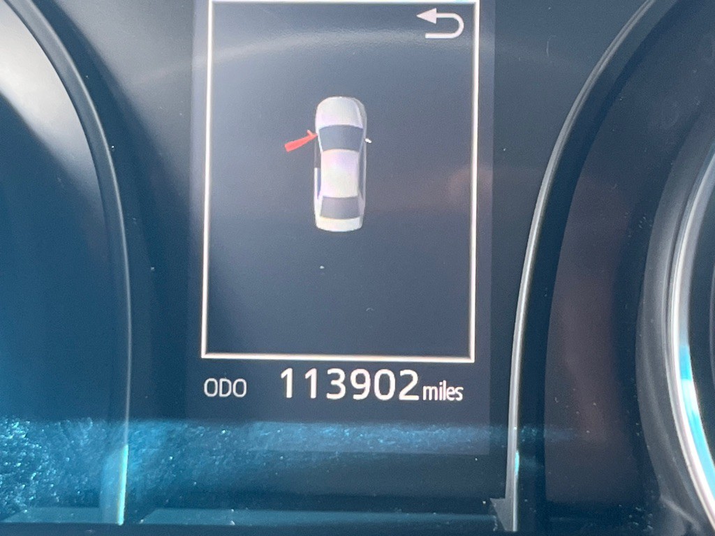 2018 Toyota Camry Image 17