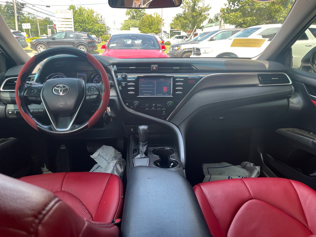 2018 Toyota Camry Image 22