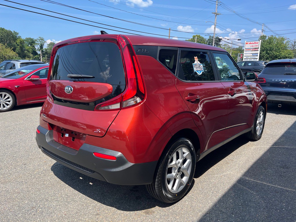 2021 Kia Soul Image 3
