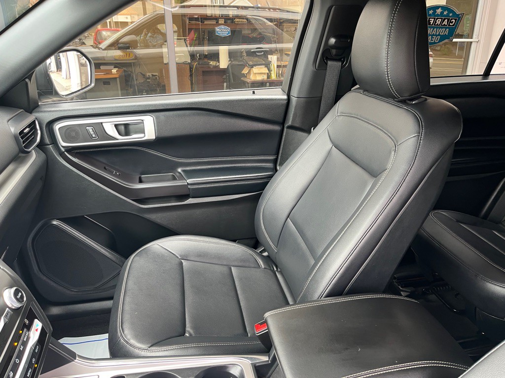2020 Ford Explorer Image 12