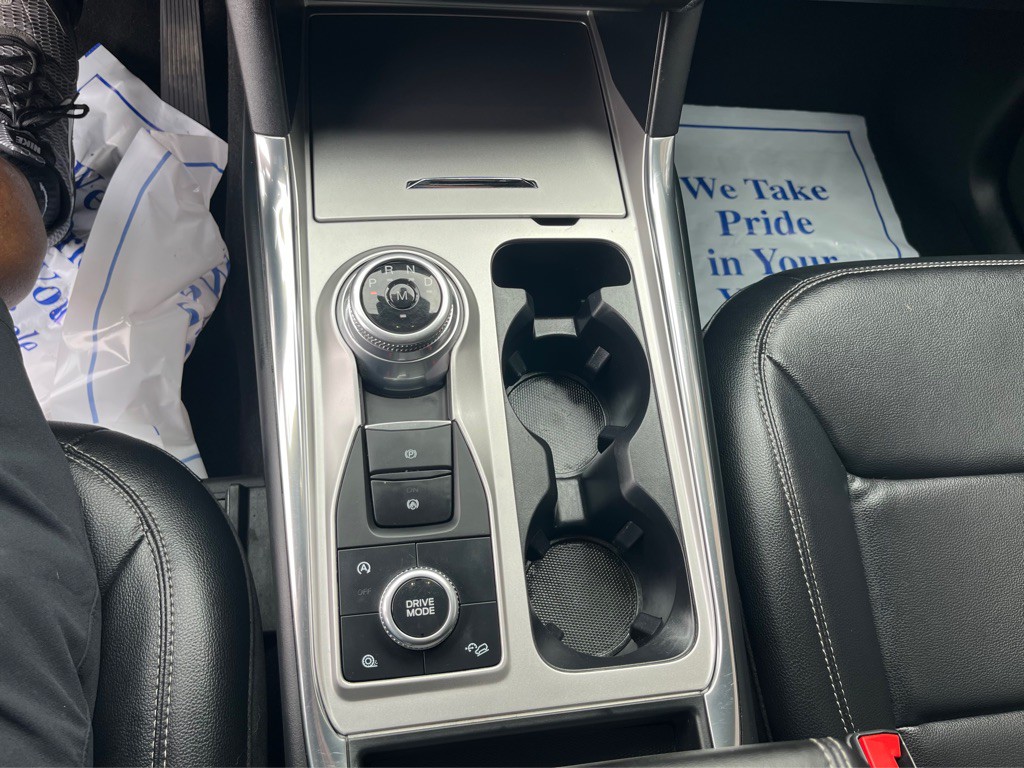 2020 Ford Explorer Image 13