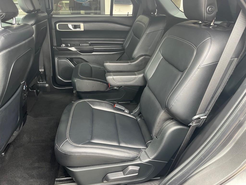 2020 Ford Explorer Image 19