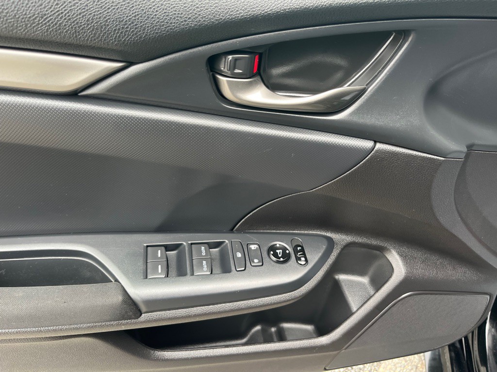 2019 Honda Civic Image 7