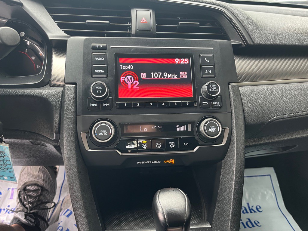 2019 Honda Civic Image 11