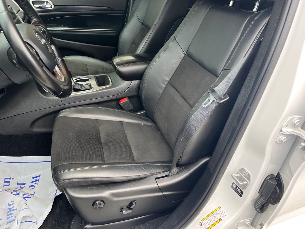 2021 Jeep Grand Cherokee Image 11