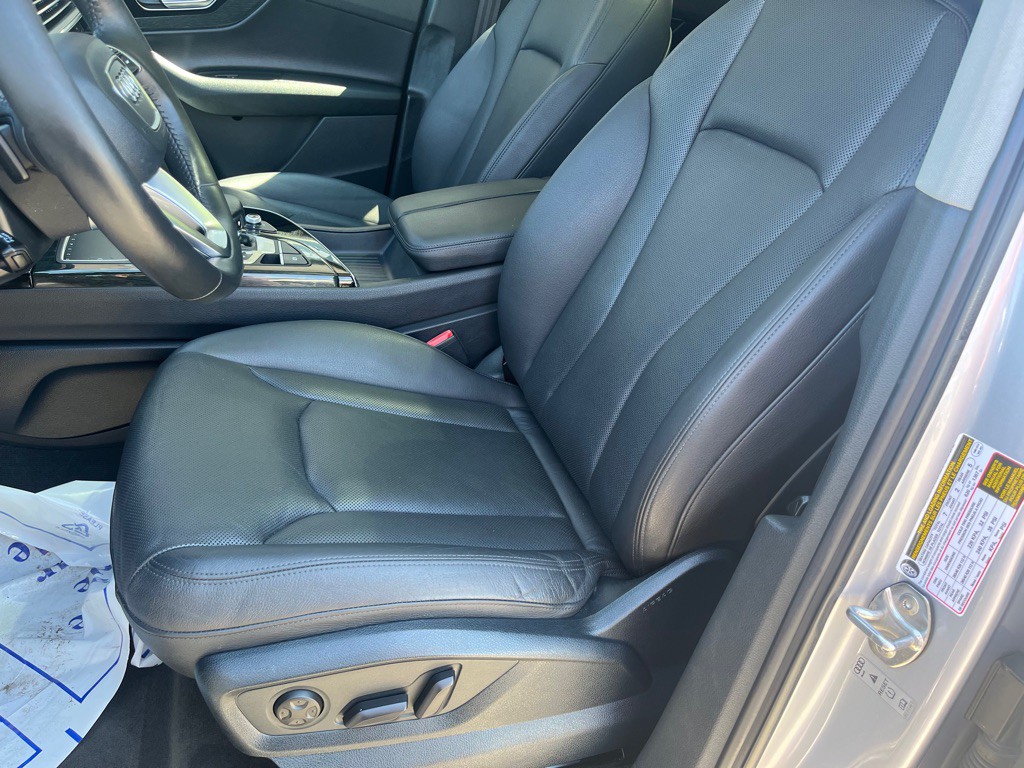 2017 Audi Q7 Image 12