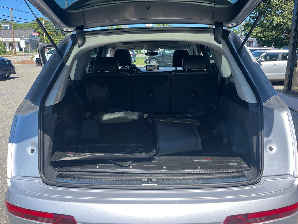 2017 Audi Q7 Image 24