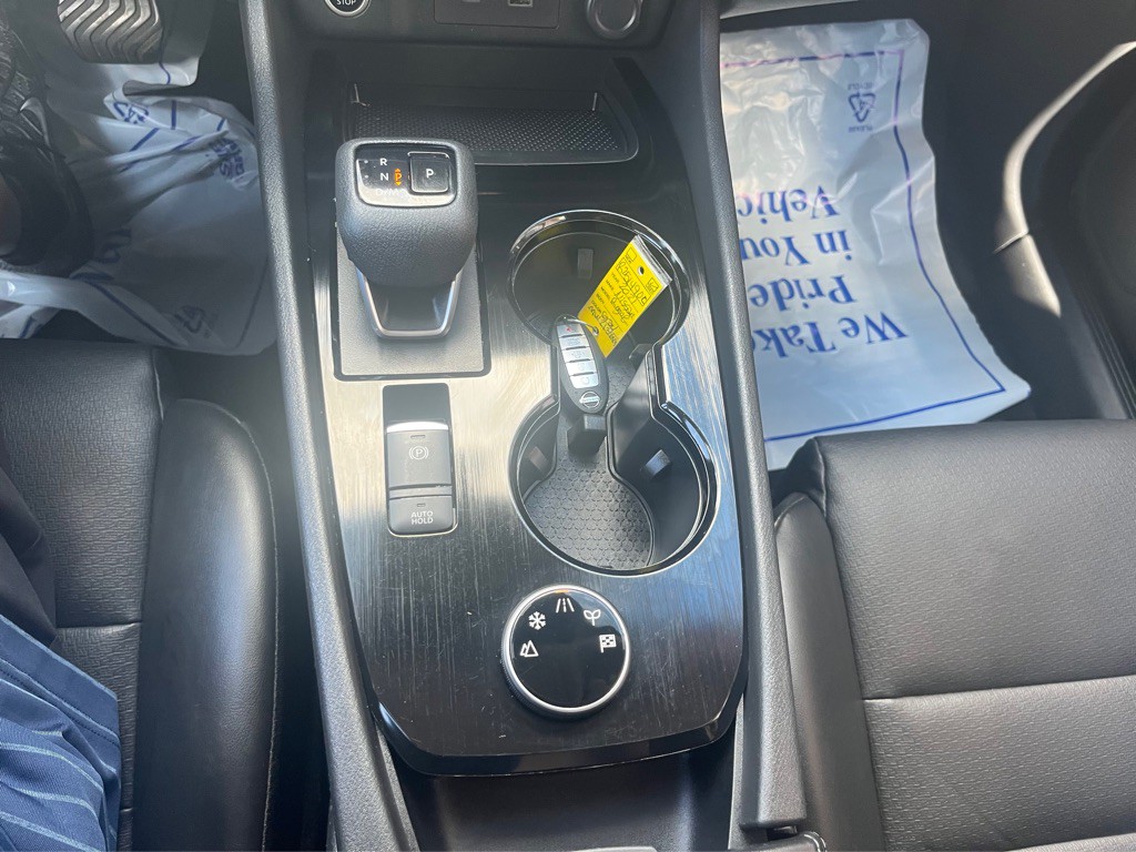 2021 Nissan Rogue Image 13