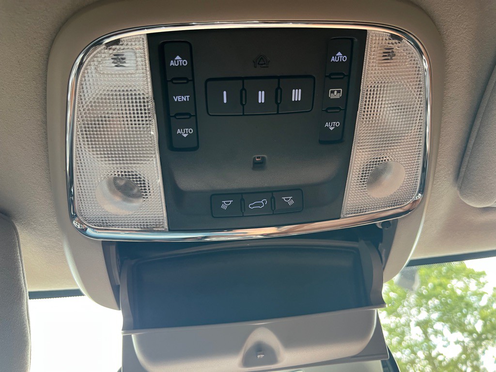 2016 Jeep Grand Cherokee Image 19