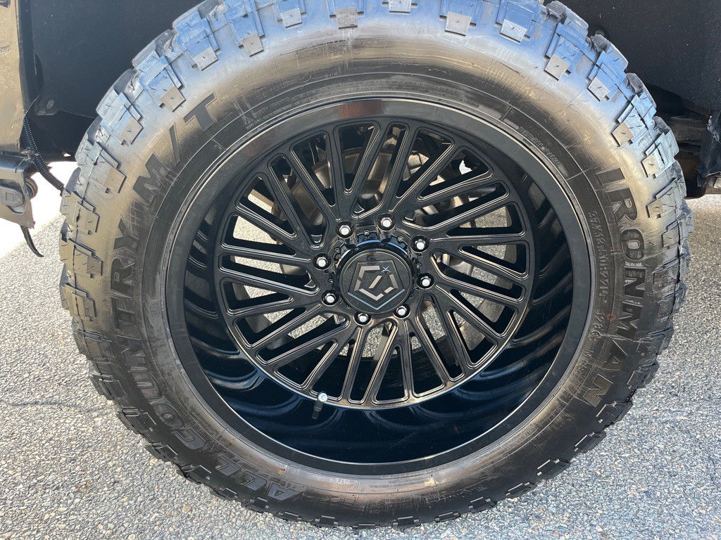 2022 GMC Sierra Image 8