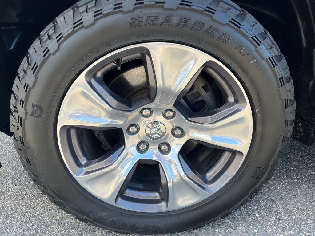 2019 RAM 1500 Image 7