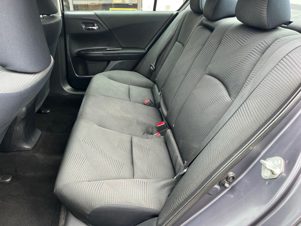 2017 Honda Accord Image 19