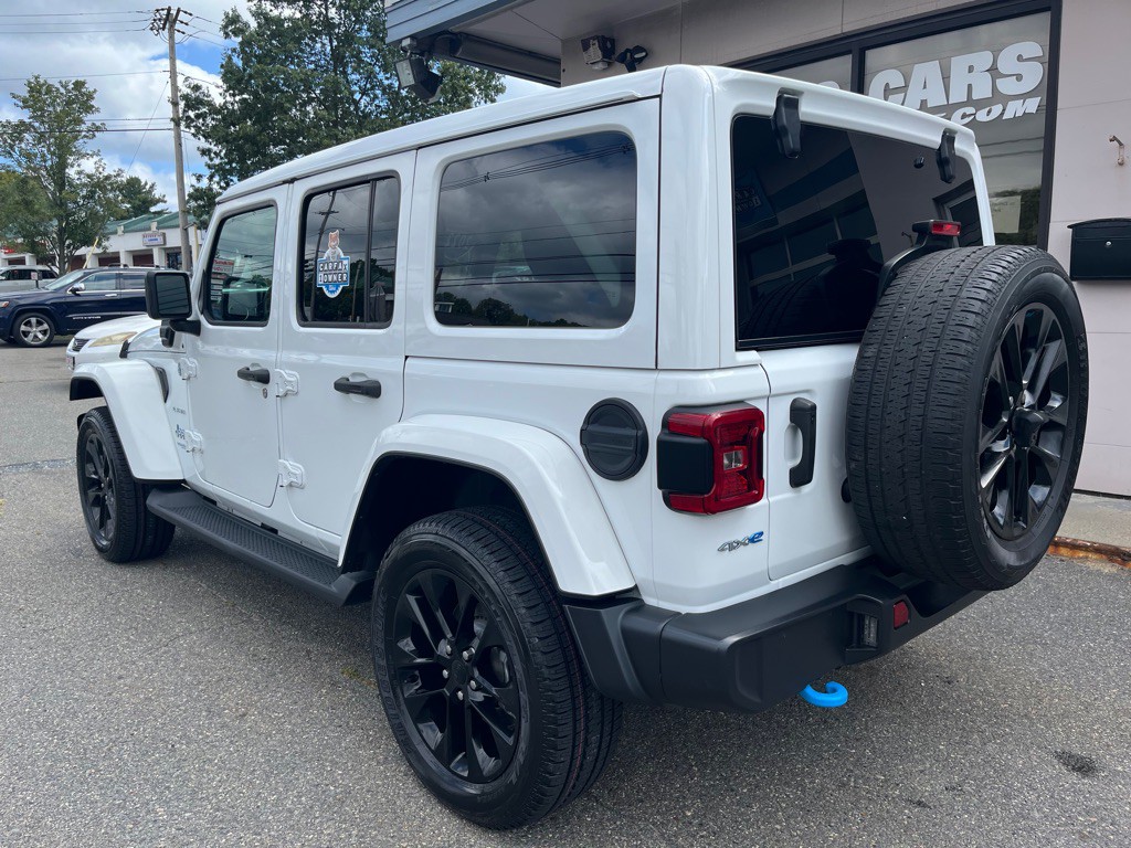 2022 Jeep Wrangler Unlimited Image 3