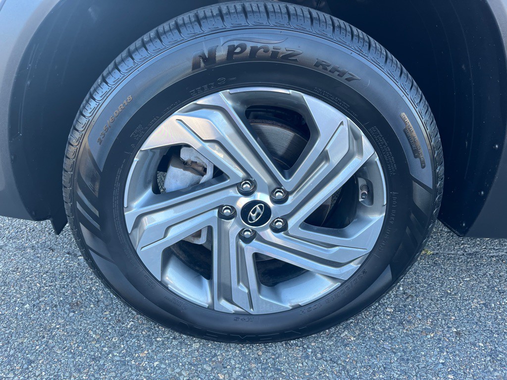 2021 Hyundai Santa Fe Image 6