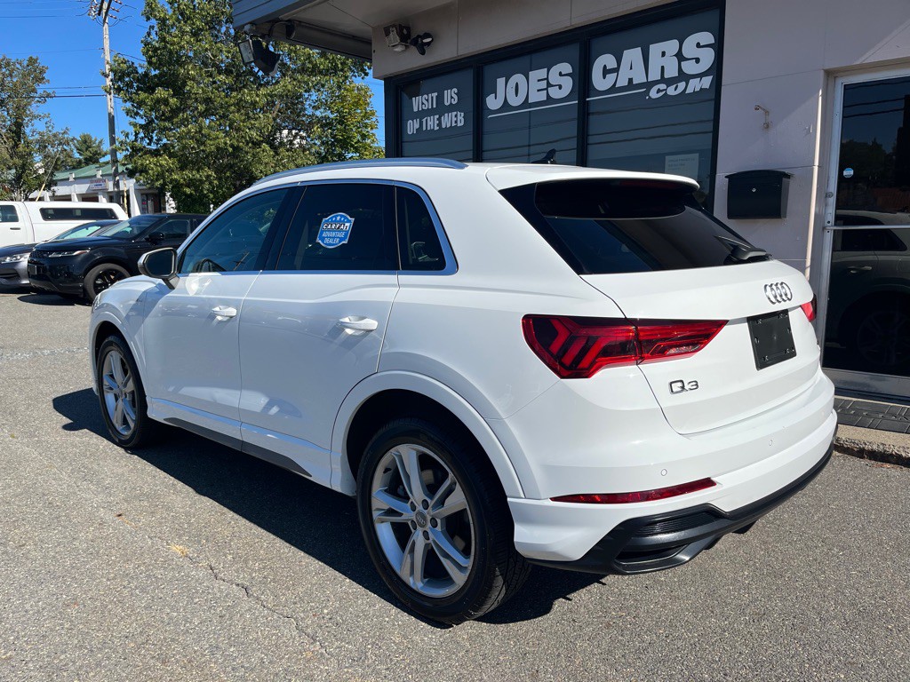 2020 Audi Q3 Image 2