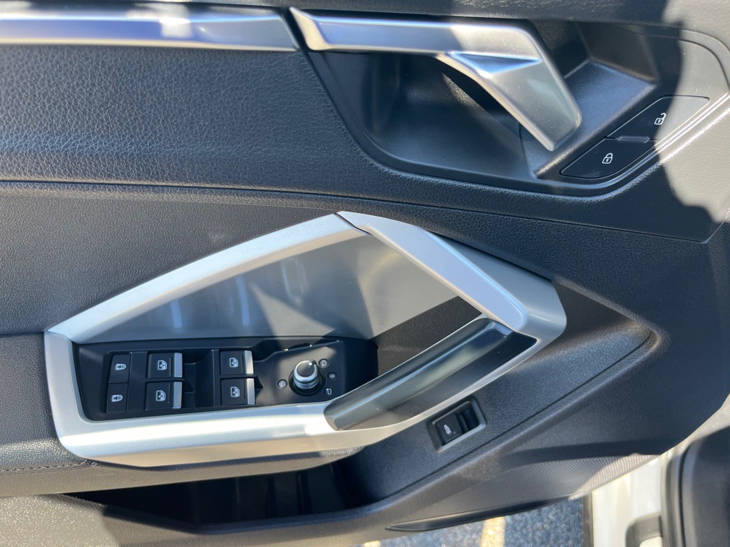 2020 Audi Q3 Image 10