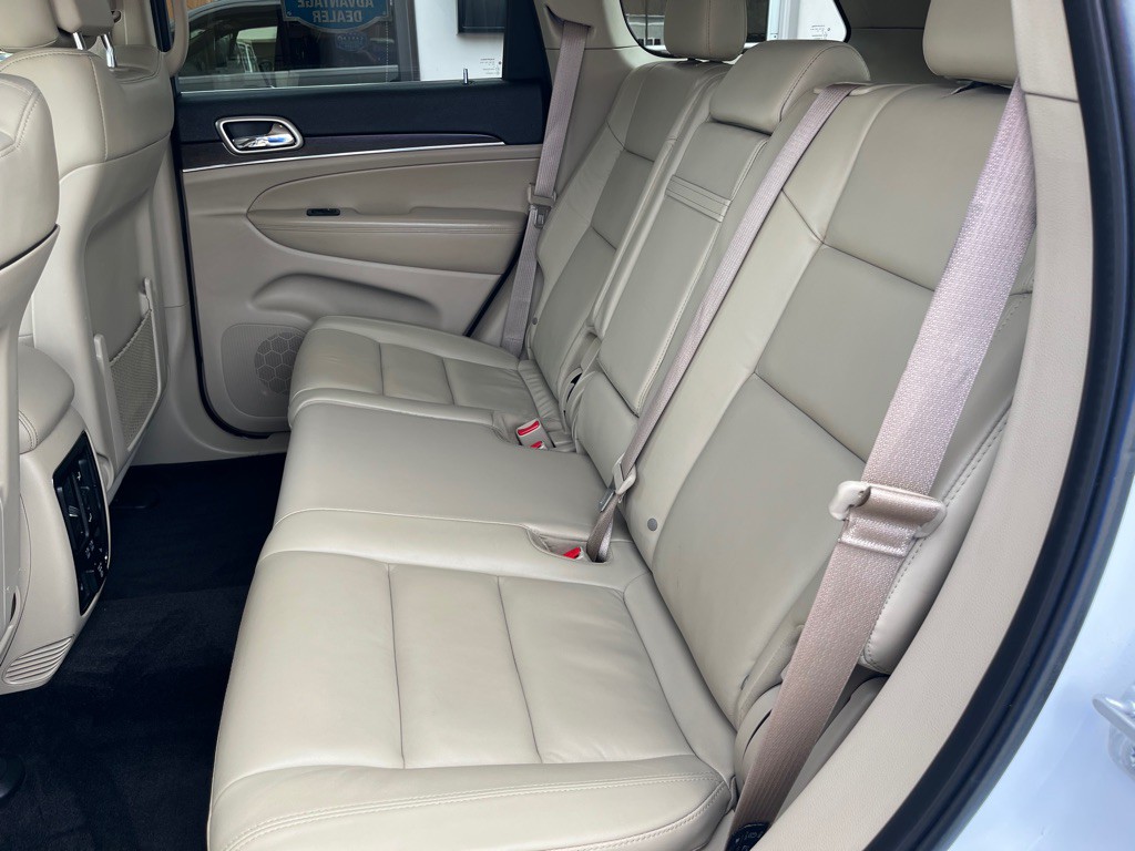 2017 Jeep Grand Cherokee Image 20