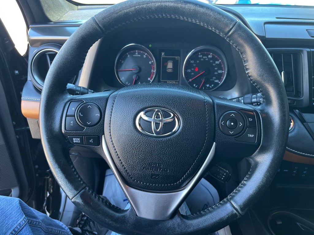 2016 Toyota Rav4 Image 17
