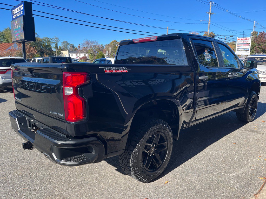 2021 Chevrolet Silverado 1500 Image 3