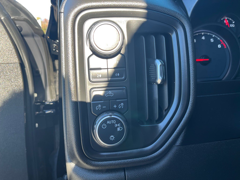 2021 Chevrolet Silverado 1500 Image 17