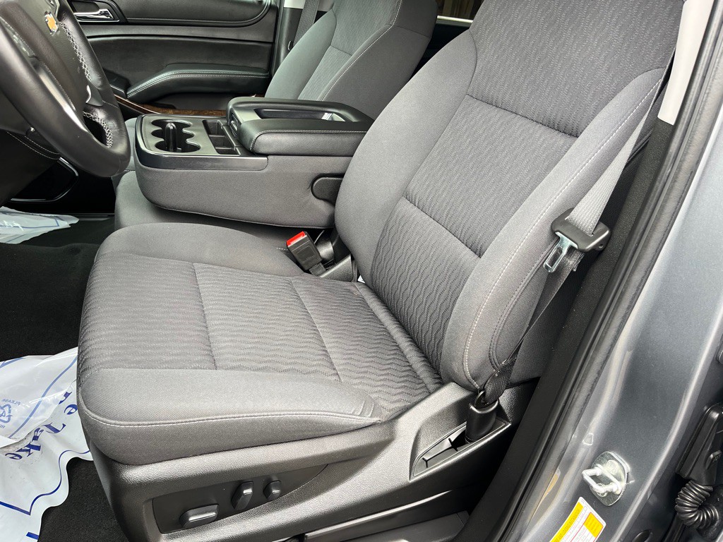 2020 Chevrolet Suburban Image 11