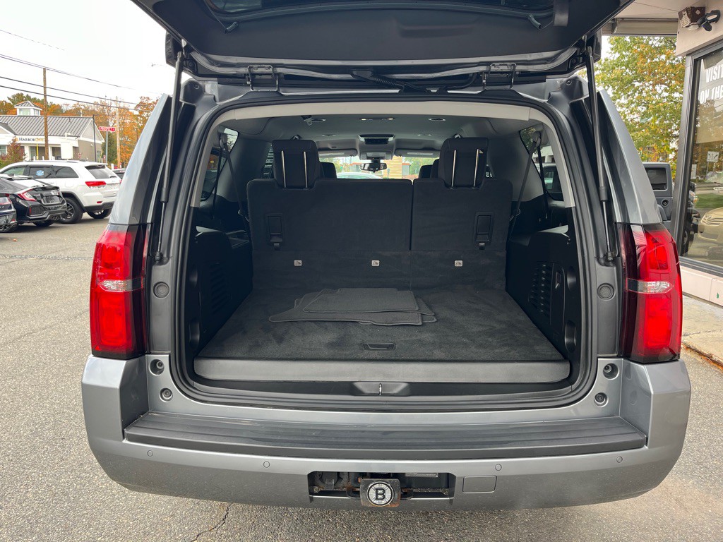 2020 Chevrolet Suburban Image 21