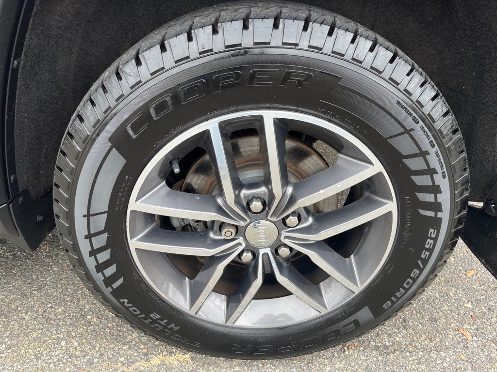 2018 Jeep Grand Cherokee Image 7