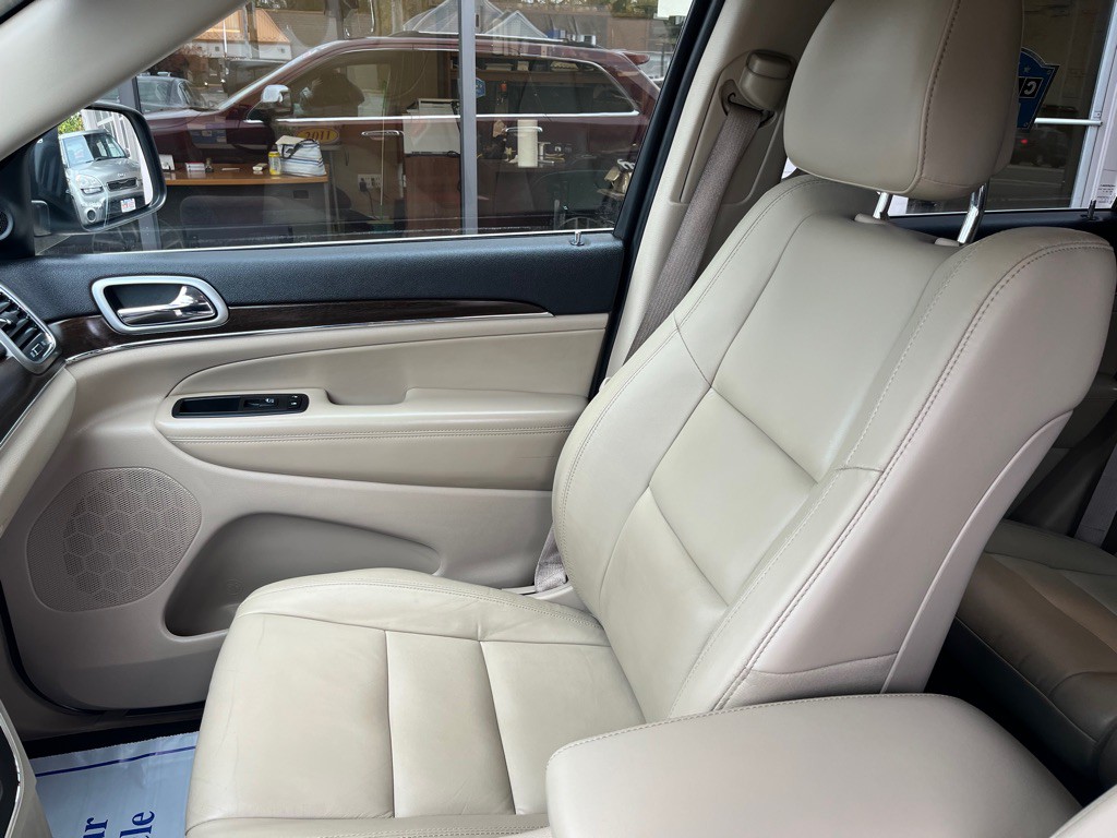 2018 Jeep Grand Cherokee Image 12