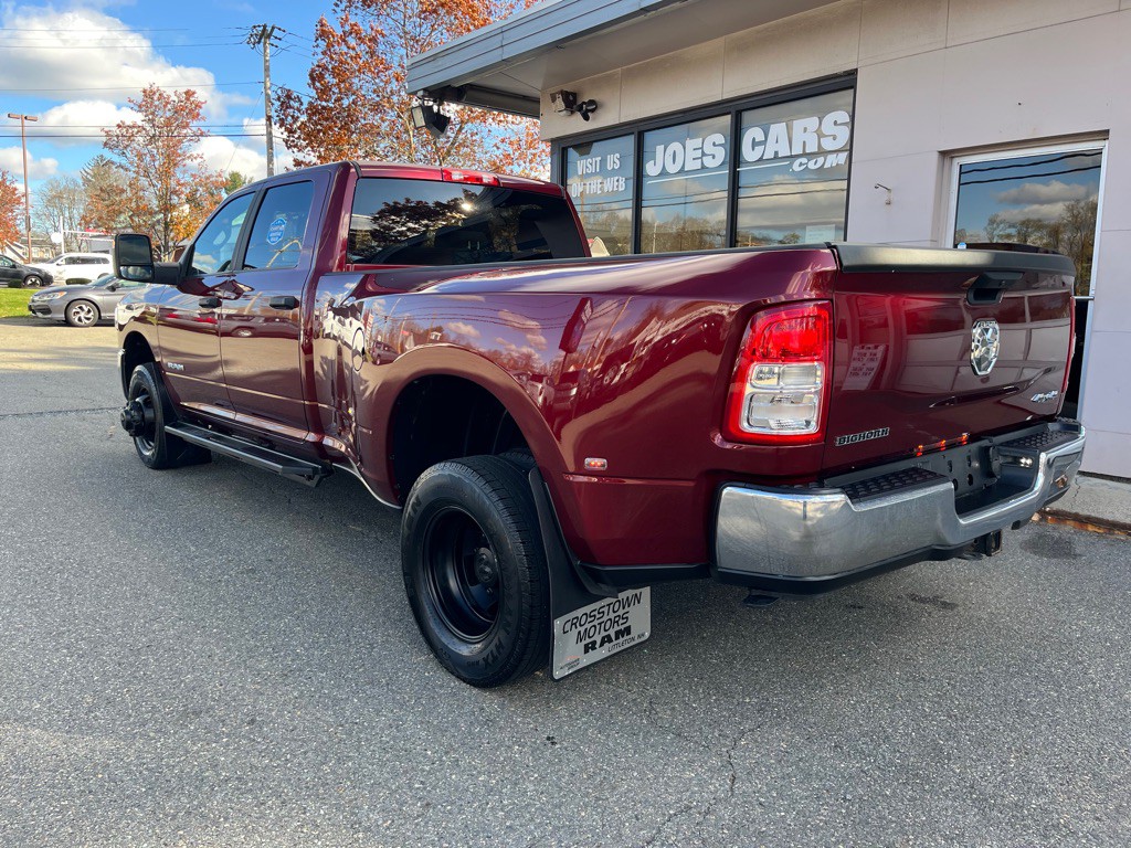 2024 RAM 3500 Image 2