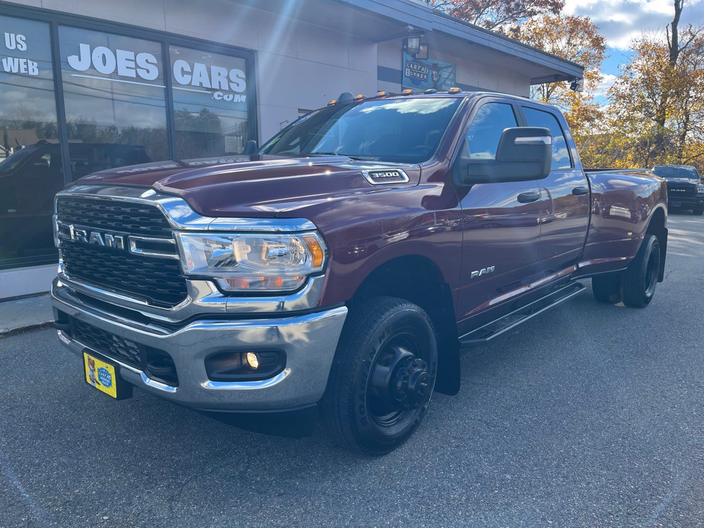 2024 RAM 3500 Image 5