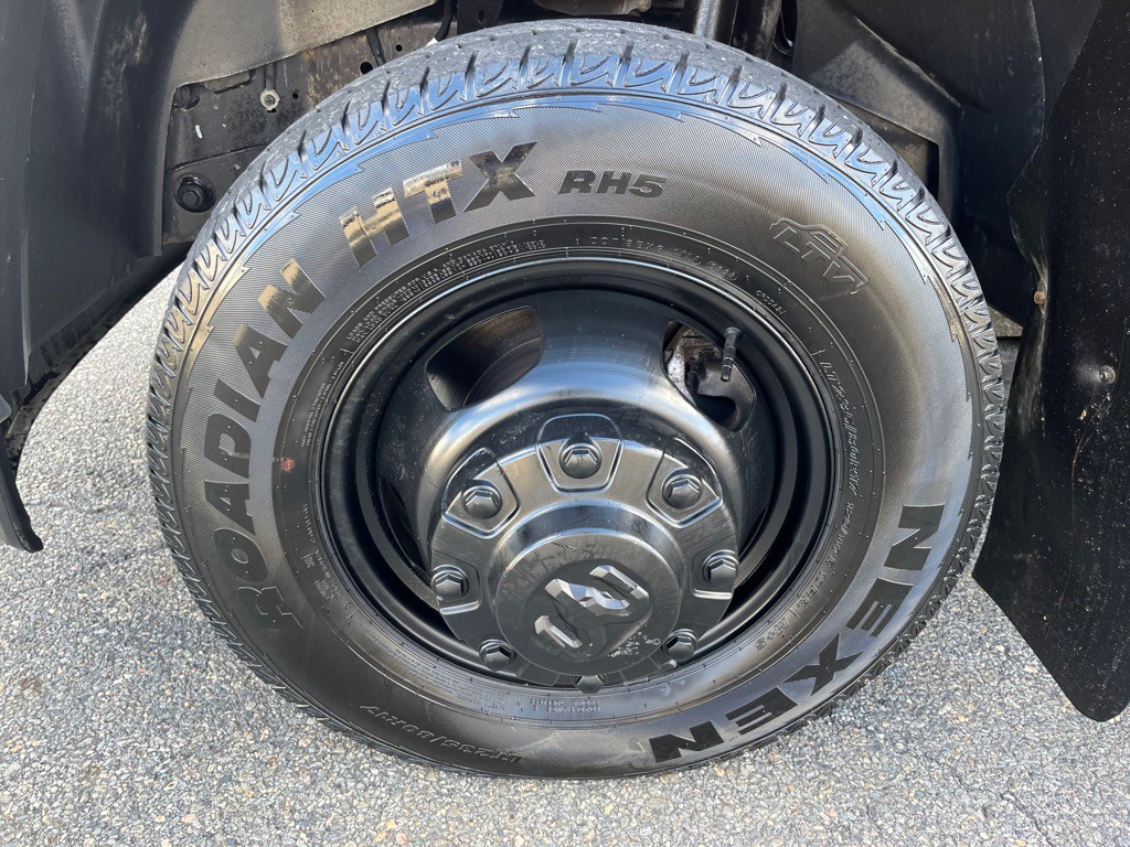 2024 RAM 3500 Image 6