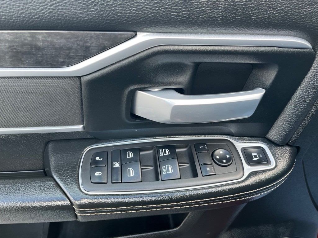 2024 RAM 3500 Image 8