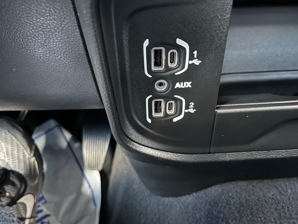 2024 RAM 3500 Image 14